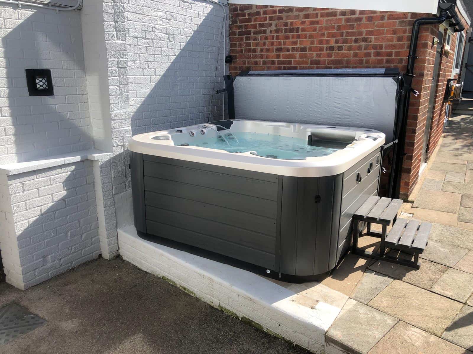 Hot tub installation Kettering